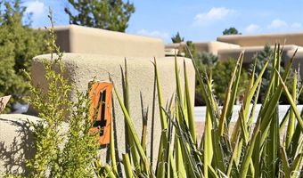 4 Plano Arbolito, Santa Fe, NM 87506