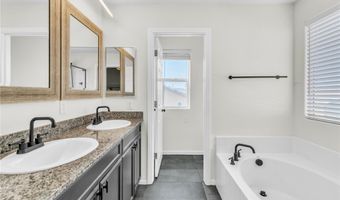 124 Country River Ave, Henderson, NV 89011