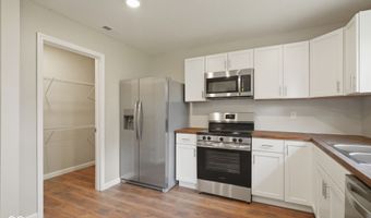 230 North St, Austin, IN 47102