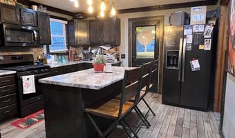 301 A Ave E, Albia, IA 52531