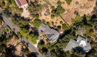 9364 Edgewood Dr, La Mesa, CA 91941