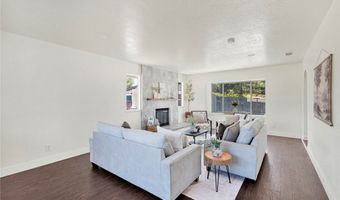 14204 Tehachapi Rd, Apple Valley, CA 92307