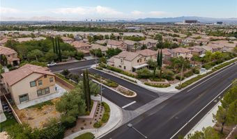 537 Lacabana Beach Dr, Las Vegas, NV 89138