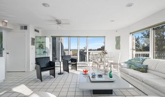 22 E 7TH St, Barnegat Light, NJ 08006