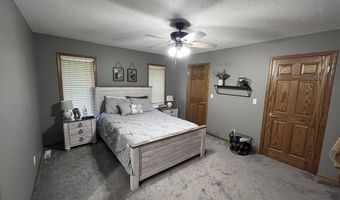 1518 N Jackson St, Aberdeen, SD 57401