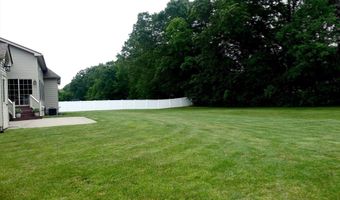 99 Elizabeth St, Agawam, MA 01030