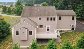 14 Longbrook Dr, Cumberland, RI 02864