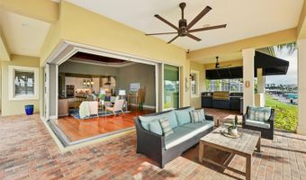 5405 R MERRITT ISLAND Dr, Apollo Beach, FL 33572