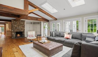 175 Cat Rock Rd, Cos Cob, CT 06807