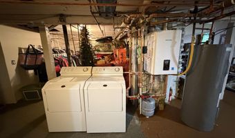 1014 S Jay St, Aberdeen, SD 57401