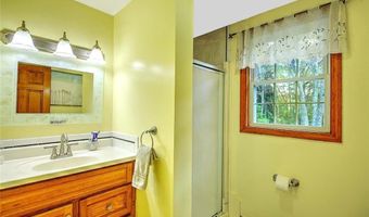 55 Whisper Ln, North Kingstown, RI 02852