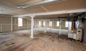 300 4th St, Algoma, WI 54201