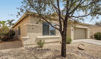 896 E LA COSTA Pl, Chandler, AZ 85249