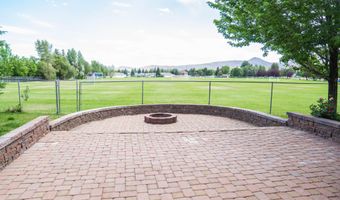 381 Parkside Dr, Bellevue, ID 83313