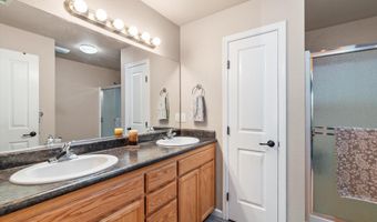 2345 Shenandoah Dr, Anderson, CA 96007