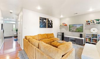 21071 MOSSY GLEN Ter, Ashburn, VA 20147