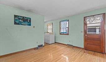 173 Tracy Dr, Burlington, VT 05408