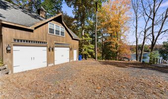 71 Standish Rd, Coventry, CT 06238