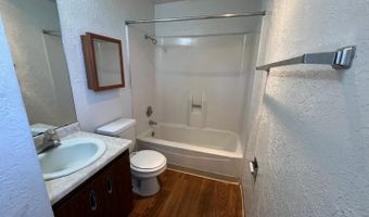 704 Truman St NE Apt 7, Albuquerque, NM 87110