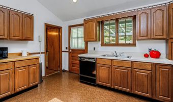 475 Hoyt St, Darien, CT 06820