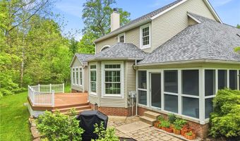 815 Centerville Trl, Aurora, OH 44202