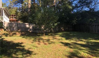 512 Fieldwood Dr NW, Adairsville, GA 30103