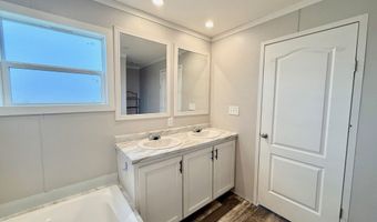 9106 Leo Montet Pvt Ln, Abbeville, LA 70510