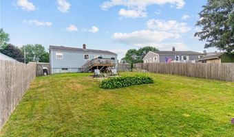17 Linwood Dr, Coventry, RI 02816