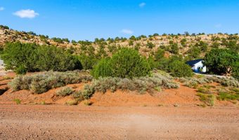 2868 N Foothill Dr, Apple Valley, UT 84737