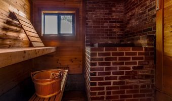 2400 W State Rd, Ashby, MA 01431