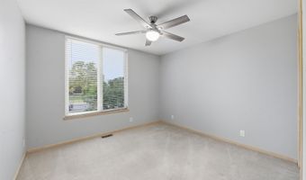 109 S Putter Dr, Andover, KS 67002