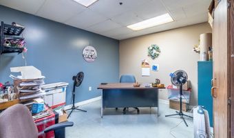 150 Green Dr, Avilla, IN 46710