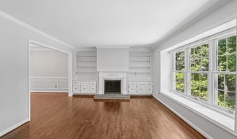 5110 DUVALL Dr, Bethesda, MD 20816