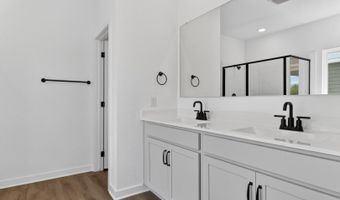 116 Peeps Ct, Adkins, TX 78101
