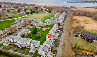 413 North Ln, Bristol, RI 02809