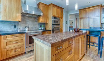 3511 NW Braid Dr, Bend, OR 97703