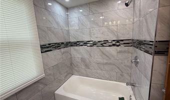 63 Norman Pl, Amherst, NY 14226