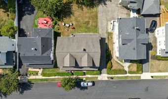 414 Green St, Burlington, NJ 07005