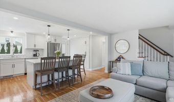 42 Matthies St, Beverly, MA 01915