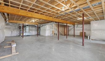 55 Forest Dr, Arundel, ME 04046