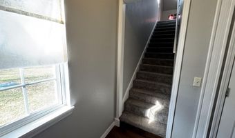 1705 Tyler Ave, Aurora, MO 65605