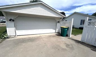 117 W Wapello St, Agency, IA 52530