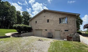 105 Beechwood Dr, Beaver, WV 25813