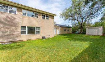 41 Astor Rd, Babbitt, MN 55706