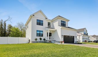 1 Melinda Ct, Bayville, NJ 08721