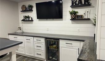 901 22nd Ave SW, Austin, MN 55912