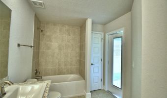 4398 JUNEBERRY Dr, Auburndale, FL 33823