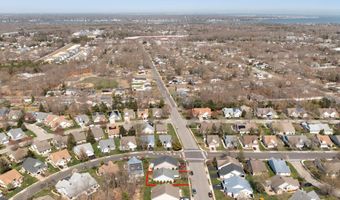 84 Chain Blvd, Bayville, NJ 08721