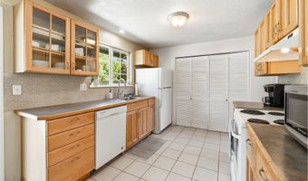 13467 SW DEVONSHIRE Dr, Beaverton, OR 97005