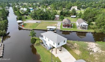 4039 Bonita St, Bay St. Louis, MS 39520